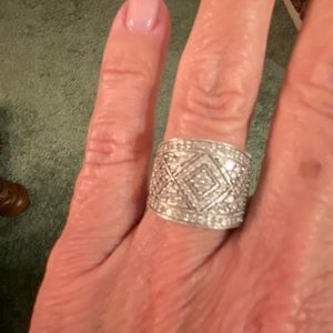 Beautiful cluster ring